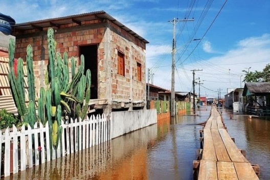 Cidade alagada<br />Foto Selma Carvalho @selmac.fotografia  [Narrativas Fotográficas / Instagram]