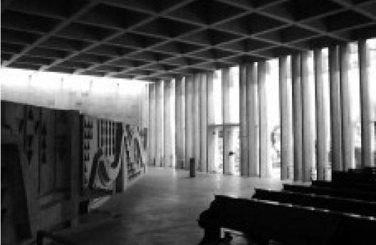 Interior da Abadia de Santa Maria, projetada por Hans Broos [Arquivo Hans Broos]