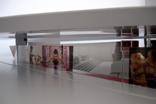Figura 9 – Vista rua Rui Barbosa – praça esportiva : arquibancada, ringues de boxe e vidros adesivados