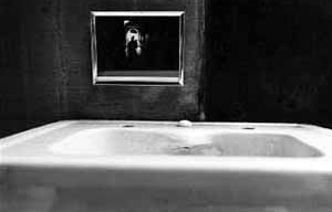 Série Things Are Queer. Duane Michals [www.queerculturalcenter.org]