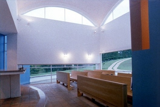 Capela de São Miguel, Itu SP, 1994. Arquiteto Affonso Risi<br />Foto divulgação 