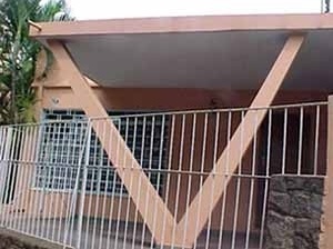 Casa popular com elementos da arquitetura moderna