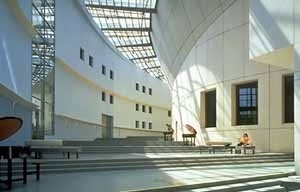 Cidade da Música no Parque La Villette, Paris, França. Arquiteto Christian de Portzamparc<br />Foto Nicolas Borel 