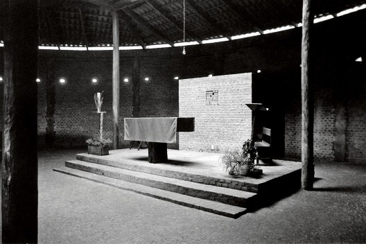 Tapeçarias para a Igreja Espírito Santo do Cerrado