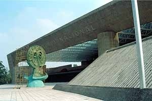 Auditorio Nacional, 1990. Arquitecto Abraham Zabludovsky