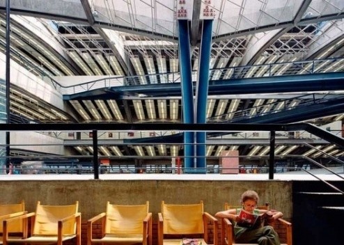 Centro Cultural São Paulo, São Paulo. Arquitetos Eurico Prado Lopes e Luiz Telles<br />Foto Nelson Kon 