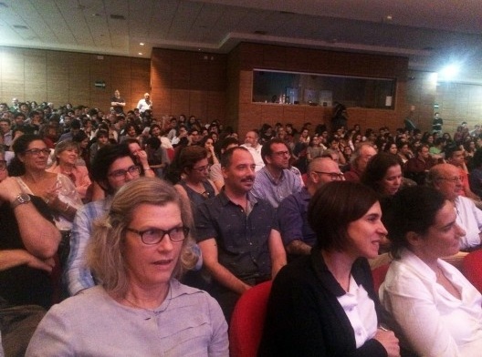 Plateia na homenagem a Paulo Mendes da Rocha, auditório Ruy Barbosa, Universidade Presbiteriana Mackenzie
<br />Foto Abilio Guerra 
