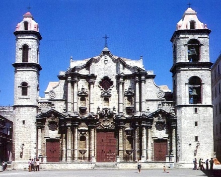 Catedral de La Habana, se supone proyectada por un Jesuíta, pasaría a Catedral al ser expulsada esta Orden Religiosa del Reino Español en 1767