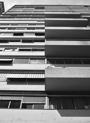 Edifício Lauro Cardozo de Almeida, Arq. Abelardo de Souza, Avenida Paulista esquina Hadock Lobbo<br />Foto LEG 