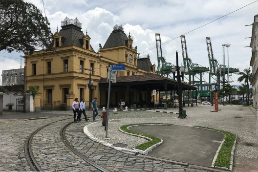 Complexo ferroviário, Santos<br />Foto Antonio Zagato  [Acervo UPPH/SEC/SP]