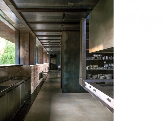 La Cuisine Art Center 2014 Nègrepelisse, France<br />Fotografía Hisao Suzuki  [Website Pritzker Prize]