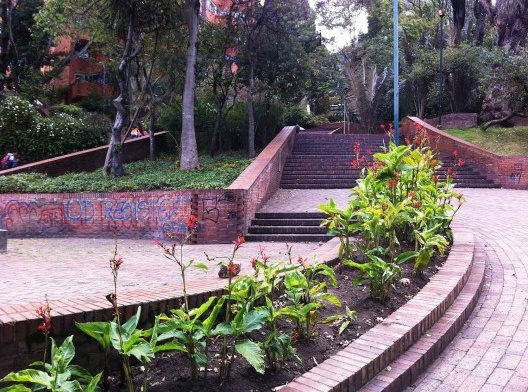 Torres del Parque, Bogotá, 1965-1970. Arquiteto Rogelio Salmona<br />Foto Abilio Guerra 