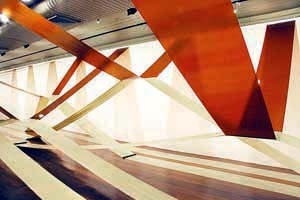 Vista da instalação Elevados, de Ana Holck, no Paço Imperial