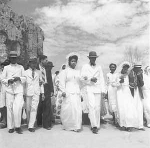 Retrato. Rio San Francisco, cerca de 1950. Foto Marcel Gautherot. Fonte da imagem: SCHWARTZ, Jorge (org.). Brasil 1920-1950: de la antropofagia a Brasilia. Valência, IVAM Centre Julio Gonzalez / Generalitat Valenciana, 2000
