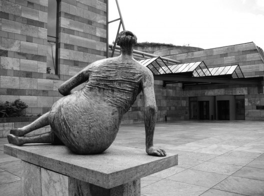 Neue Staatsgalerie, Stuttgart, 1984, arquiteto James Stirling<br />Foto Cleusa de Castro 