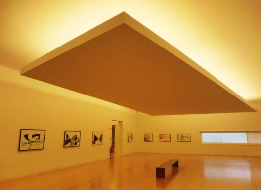 Museu de Arte Contemporânea Nadir Afonso, antecâmara (exposições temporárias), Chaves, Portugal, 2015. Arquiteto Álvaro Siza<br />Foto Adriano Tomitão Canas 