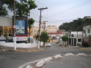 Vale do Água Preta na altura da Vila Anglo-Brasileira<br />Foto Vladimir Bartalini 