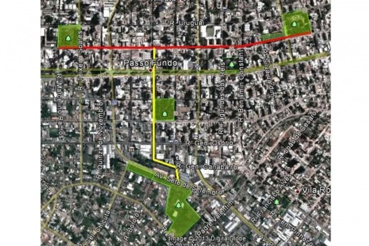 Fig. 3. Localização das praças e trechos pesquisados, localizados no Centro. Em vermelho, trecho 1 (R. Paissandu); em amarelo, trecho 2 (R. Gal. Netto)<br />Oliveira, Mascaró, 2007  [Oliveira, Mascaró, 2007]