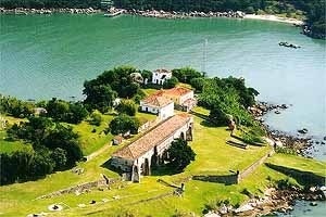 Ilha e Fortaleza de Anhatomirim<br />Foto Ademilde Sartori.  [Projeto Fortalezas Multimídia]