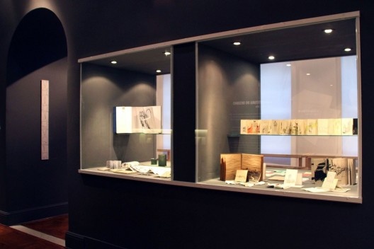 “Arquitetura do Desenho”, MCB, vitrinas expositiva, São Paulo, 2012.<br />Foto Zeuler Lima 