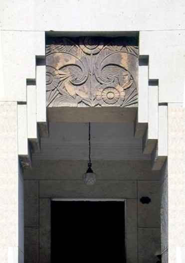 Prédio de Apartamentos López Serrano, El Vedado, 1932. Arquitetos Ricardo Mira & Miguel Rosich<br />Foto Roberto Segre 
