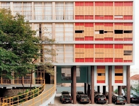 Edifício Louveira, São Paulo. Arquiteto Vilanova Artigas<br />Foto Nelson Kon 