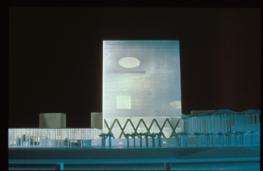 Maquete do projeto da Biblioteca Nacional da França<br />Foto Hans Werlemann  [OMA]