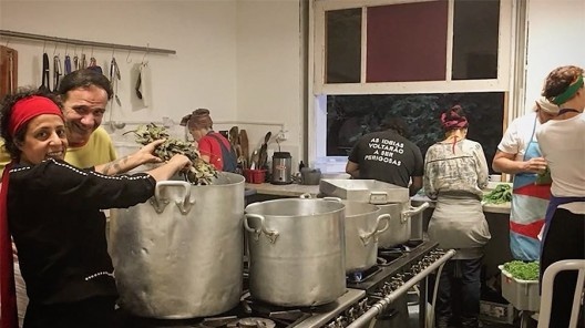 Fotograma do filme <i>Habitar em devir: outras moradas</i>, de Igor Guatelli<br />Foto divulgação 