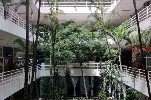 Galeria Metrópole, 1964, arquitetos Salvador Candia (Mackenzie, 1948) e Giancarlo Gasperini<br />Foto Abilio Guerra 