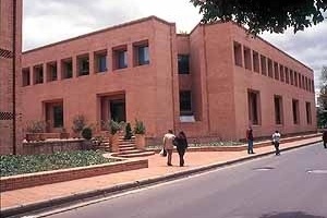 Arquivo Nacional, Bogotá. Arquiteto Rogélio Salmona<br />Foto Roberto Segre 