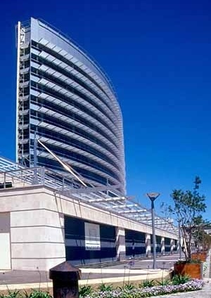 Edifício Malecón, Buenos Aires. Escritório HOK e Ainsenson<br />Foto Roberto Segre 