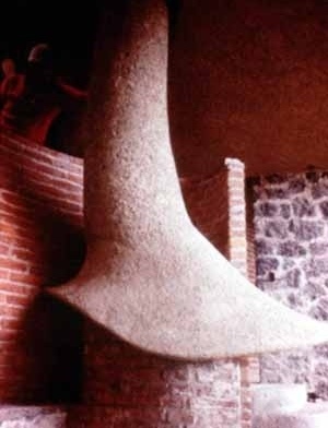 Casa particular para Jorge González Camarena. Cidade do México, 1976 [arquivo pessoal de Carlos González Lobo. México D.F. 1996]