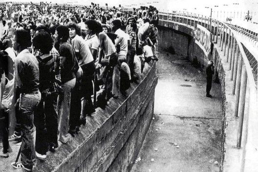 Estádio de futebol<br />Foto Jamison Pedra  [Tributo ao cotidiano]