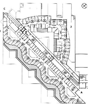 Planta Nivel 2, Unidade Mães-Filhos e Urgência Geral, Hospital Norte, Marseille (por Groupe 6, 1991-1996) [FERMAND, C.. Les hôpitaux et les cliniques : architectures de la santé, Paris, Le Moniteur]