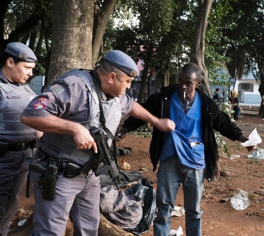 Ação policial no bairro dos Campos Elísios, a “Cracolândia”, centro de São Paulo<br />Foto Tommaso Protti 
