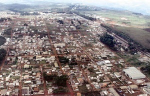 Borda sul-metropolitana de Belo Horizonte. Bairro Jardim Canadá. Nova Lima MG<br />Foto Stael Alvarenga, 2002 