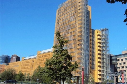 Paisagem urbana de Berlim, Alemanha<br />foto Luiz Fernando Janot 
