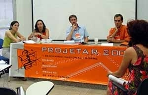 Mesa Redonda composta  por Fernando Lara, José Aureliano Filho, Maria Gabriela Celani e Anna Paula Gouveia