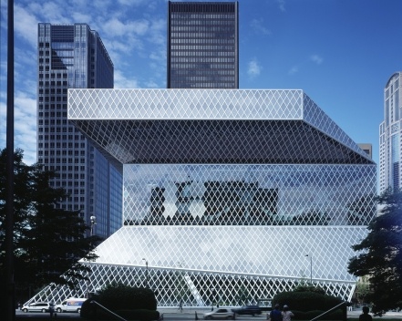 Biblioteca Pública, fachada, Seattle. Rem Koolhaas / OMA, 2004<br />Foto Philippe Ruault  [Image courtesy of the Office for Metropolitan Architecture (OMA)]