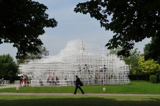 Pavilhão Serpentine. Sou Fujimoto, 2013<br />Foto Beatriz Tassinari Brandao 