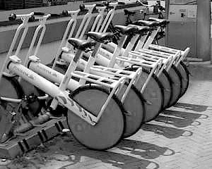 "White bicycle plan", Amsterdã, 1966 [http://paginas.terra.com.br/arte/anaholck]