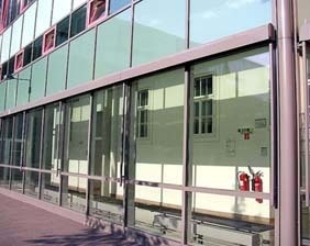 Altes AKH. Novo Campus da Universidade de Viena, Friedrich Kurrent e Johannes Zeininger, Viena, 1998