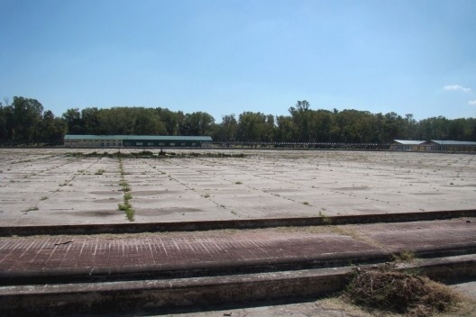 Piletas Peronistas, vista parcial da piscina central (300x300m)<br />foto André de Oliveira Torres Carrasco 