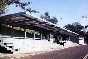 Gradería Universidad de San Buenaventura, Cali, Valle del Cauca. Arquitecto Jaime Beltrán