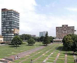 Fig. 15 - Universidade Nacional Autônoma do México. Administração e Serviços: Torre Reitoiía e Biblioteca Central. Plataformas [www.unam.mx/patrimonio/]
