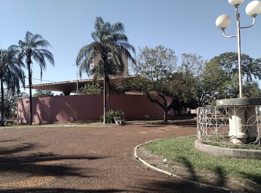 Centro Cívico de Miguelópolis, Miguelópolis SP, anos 1970. Arquiteto José Luiz Leporace Silva<br />Foto Mauro Ferreira 