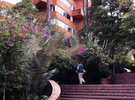 Torres del Parque, Bogotá, 1965-1970. Arquiteto Rogelio Salmona<br />Foto Abilio Guerra 