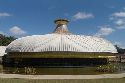 Fundação Darcy Ribeiro, arquiteto João Filgueira Lima – Lelé
<br />Foto Fabrício Ribeiro dos Santos Godoi, março 2017 