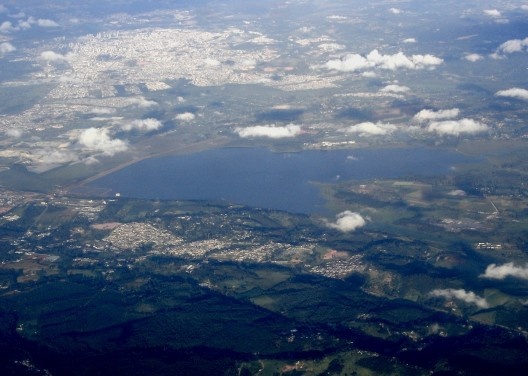 Represa de Taiaçupeba, Mogi das Cruzes<br />Foto André Bonacin  [Wikimedia Commons]
