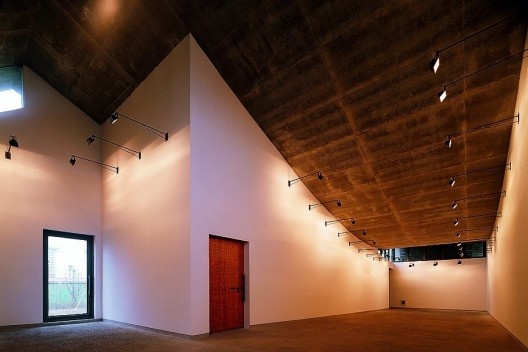 Cinco casas dispersas, Ningbo, China, 2003-2006. Arquiteto Wang Shu<br />Foto Lang Shuilong  [Pritzker Prize]
